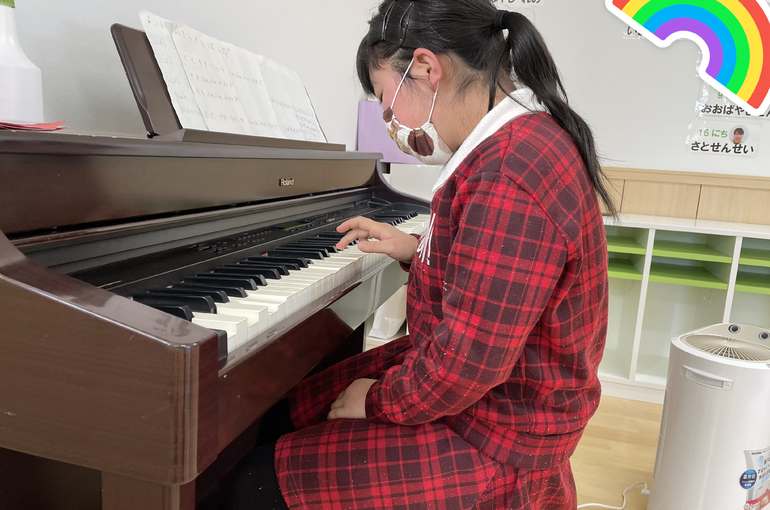 ピアノを頑張る姿